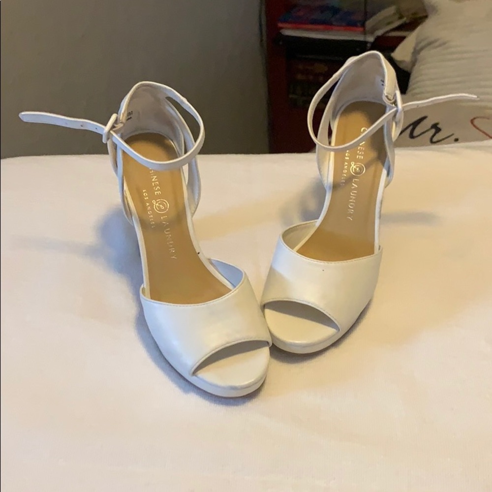 Chinese Laundry heels free with purchase